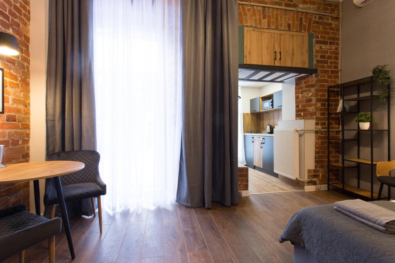 Excellent Apartment In The Center - Alchevskyh Str. 23 Kharkiv Bagian luar foto